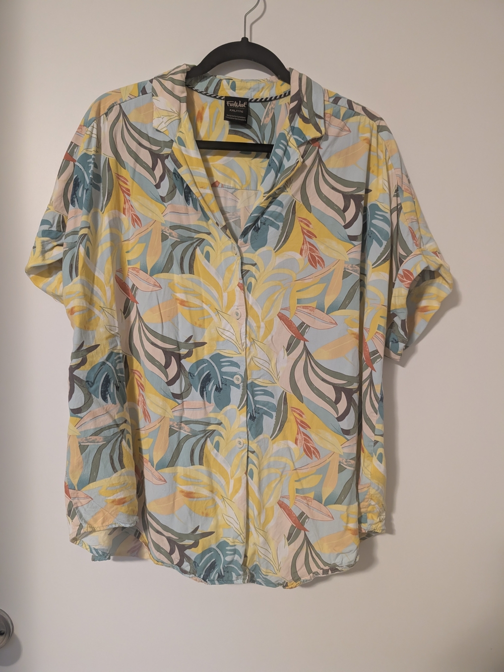 Men’s Yellow Tropical Short-Sleeve Button-Up Shirt